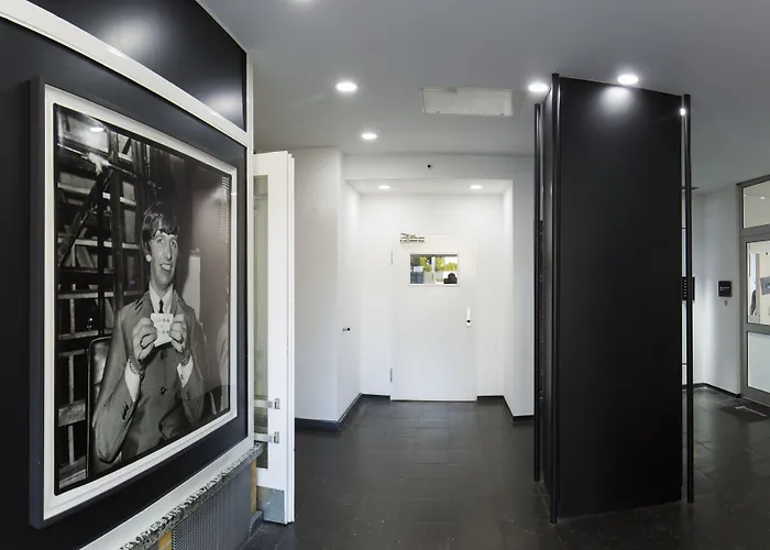 Hotel Boardinghouse St.pauli 4*