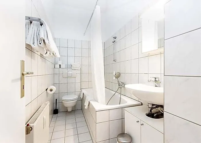 Boardinghouse St.pauli 4*