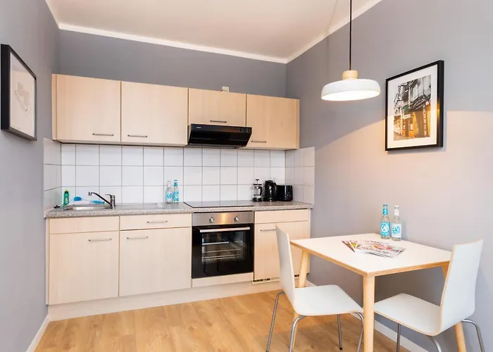 Hotel Boardinghouse St.pauli 4*